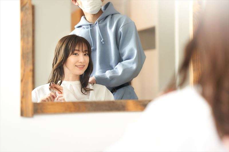 美容室で髪を手入れした後のアフターケアについて